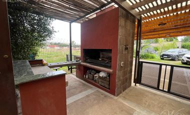 Alquiler Temporal en El Centauro Canning