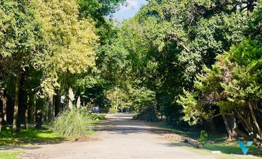 Dos lotes a la venta en Parque Leloir
