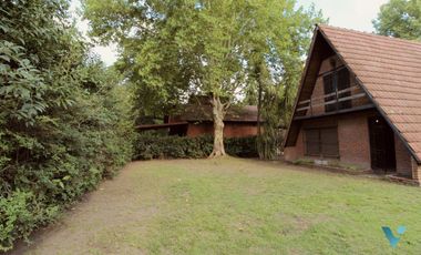 Dos lotes a la venta en Parque Leloir