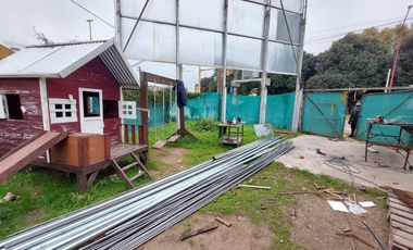 VENTA- Terreno en  esquina zona comercial en Villa Gobernador Galvez