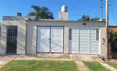 Venta Casa Santa Fe - Recreo - Casa con patio mas Departamento