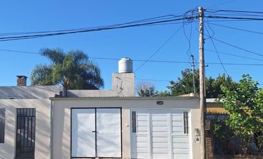 Venta Casa Santa Fe - Recreo - Casa con patio mas Departamento