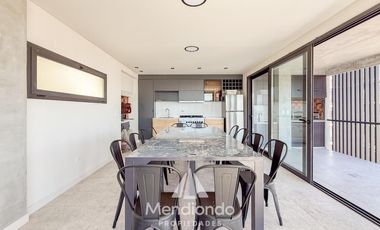 Piso 4 amb. Balcón terraza con parrilla 2 cocheras. Categoría. Zona Güemes. Barrio Los Troncos