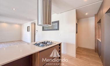 Piso 4 amb. Balcón terraza con parrilla 2 cocheras. Categoría. Zona Güemes. Barrio Los Troncos