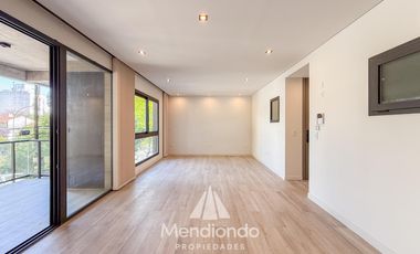 Piso 4 amb. Balcón terraza con parrilla 2 cocheras. Categoría. Zona Güemes. Barrio Los Troncos