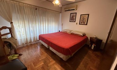 Casa 3 ambientes con COCHERA PATIO TERRAZA Y QUINCHO