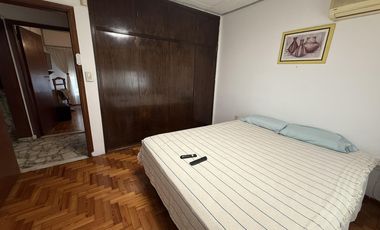 Casa 3 ambientes con COCHERA PATIO TERRAZA Y QUINCHO