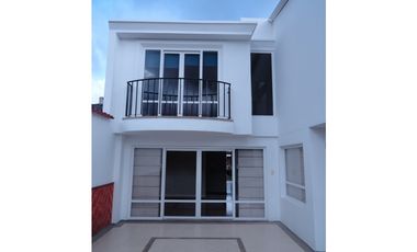 VENDO CASA 180 M2 EN BOJAC CHIA | 633 |