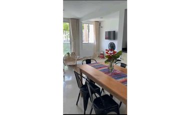 APARTAMENTO EN VENTA EN PRIMER PISO BARRIO LA CASTELLANA