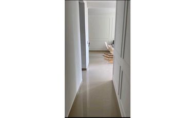 APARTAMENTO EN VENTA EN PRIMER PISO BARRIO LA CASTELLANA