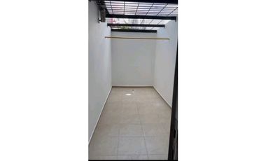 APARTAMENTO EN VENTA EN PRIMER PISO BARRIO LA CASTELLANA
