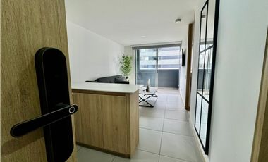 Apartaestudio frente a ciudad del río para la renta amoblada, piso 14