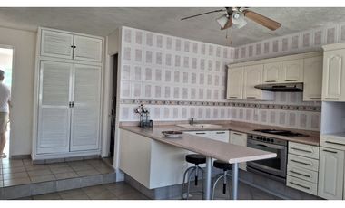 VENTA EXCLUSIVO PENTHOUSE COSTA AZUL ACAPULCO EXCELENTE UBICACION