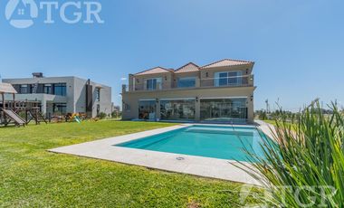 Elegante recinto en La Providencia Country & Club