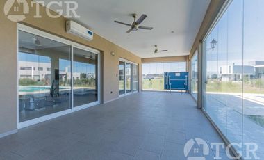 Elegante recinto en La Providencia Country & Club