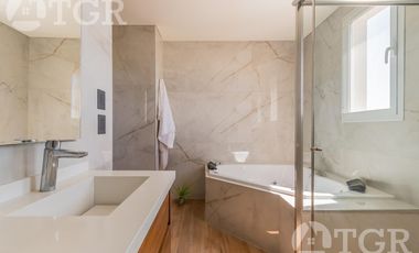 Elegante recinto en La Providencia Country & Club