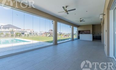 Elegante recinto en La Providencia Country & Club