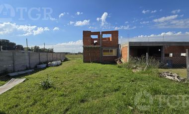 Casa a terminar en Tristán Suarez Barrio Mi Tierra