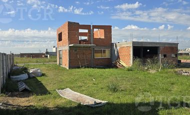 Casa a terminar en Tristán Suarez Barrio Mi Tierra