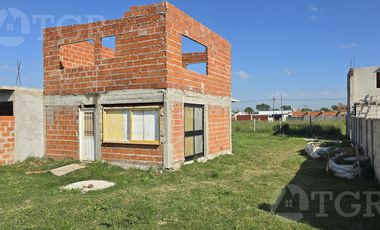 Casa a terminar en Tristán Suarez Barrio Mi Tierra