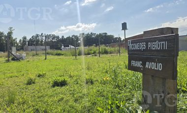 Casa a terminar en Tristán Suarez Barrio Mi Tierra