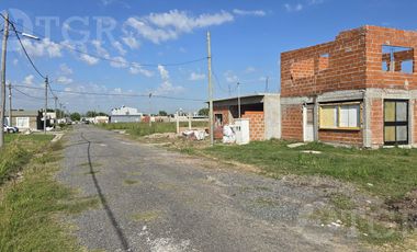 Casa a terminar en Tristán Suarez Barrio Mi Tierra