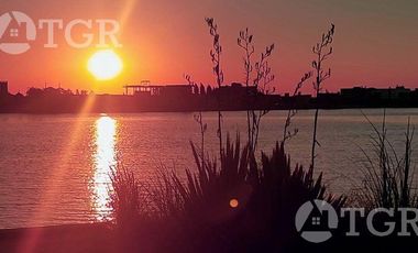 Venta Lote a la laguna  Barrio San Lucas - Canning