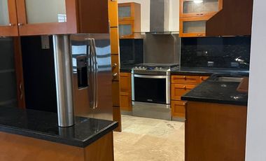 CASA EN RENTA EN BOSQUES DEL VALLE