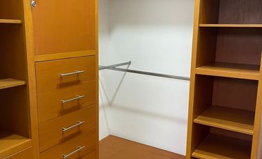 CASA EN RENTA EN BOSQUES DEL VALLE