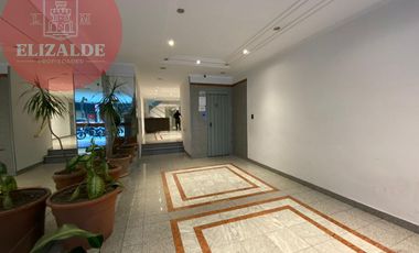 Arenales y Suipacha | 3 Amb C/ Dep. | Balcon Corrido Frente | Cochera Espacio | Todo Luz | Piso Alto