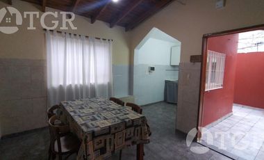 Venta en block de 2 ph en Lanús oeste-ideal inversión -