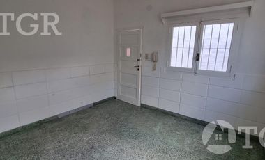 Venta en block de 2 ph en Lanús oeste-ideal inversión -