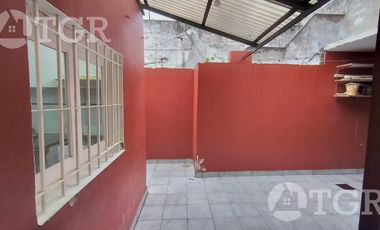Venta en block de 2 ph en Lanús oeste-ideal inversión -