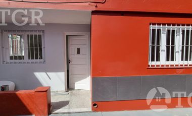 Venta en block de 2 ph en Lanús oeste-ideal inversión -