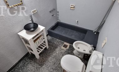 Venta en block de 2 ph en Lanús oeste-ideal inversión -