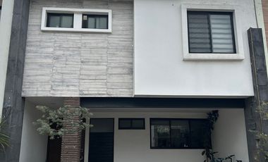 Casa en Renta, Fraccionamiento Arboreto, Forjadores, Periferico