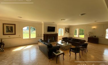 Venta- Lujos Casa  en Haras del Sur de 1100 m2 sobre 8000m2 de lote - Renta