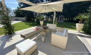 Venta- Lujos Casa  en Haras del Sur de 1100 m2 sobre 8000m2 de lote - Renta