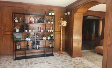 CASA EN ESQUINA  PARA NEGOCIO  EN COLONIA BOSQUES DE ARAGÓN