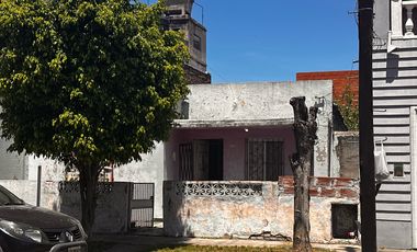 Casa / Lote en Villa Madero