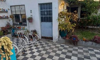 Casa - Jose Marmol 2 ambientes