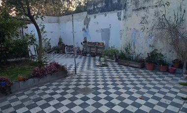 Casa - Jose Marmol 2 ambientes