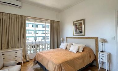Elegante Departamento en  Alquiler en Avenida Alvear y Callao
