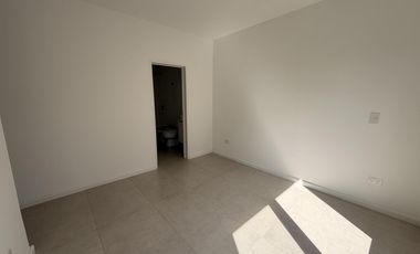 Casa a estrenar en San Isidro