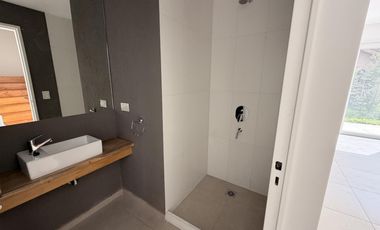 Casa a estrenar en San Isidro