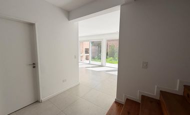 Casa a estrenar en San Isidro