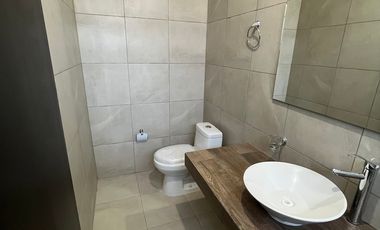 CASA EN RENTA FRACCIONAMIENTO LAS AZORES