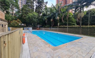 VENTA APARTAMENTO EN VENTA EL POBLADO, SECTOR LA TOMATERA