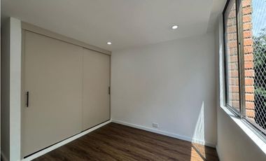 VENTA DE APARTAMENTO EN EL POBLADO, EL CAMPESTRE - REMODELADO