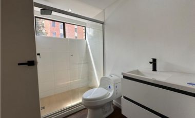 VENTA DE APARTAMENTO EN EL POBLADO, EL CAMPESTRE - REMODELADO